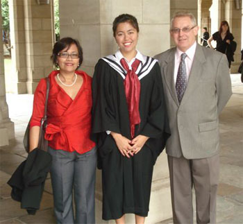 Tessie Tumaneng with daughter Erin Kimberley and husband Peter